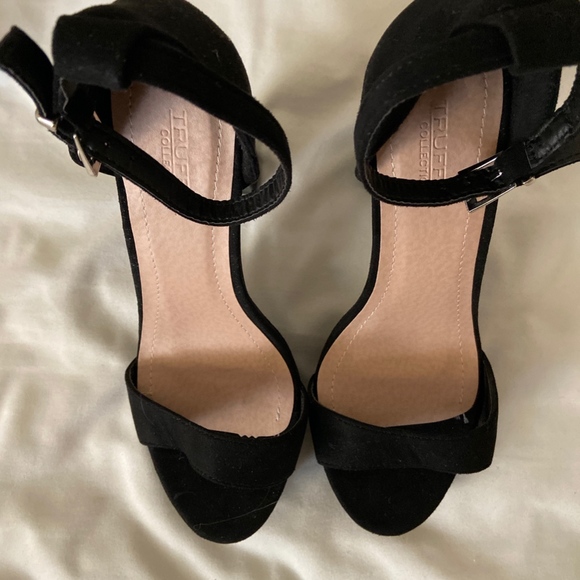 NastyGal Platform Heels - Picture 2 of 3